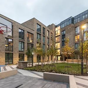 Destiny Student - Dominick Place , Dublín Irlanda
